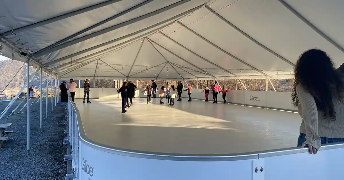 Winter skating in Harpers Ferry