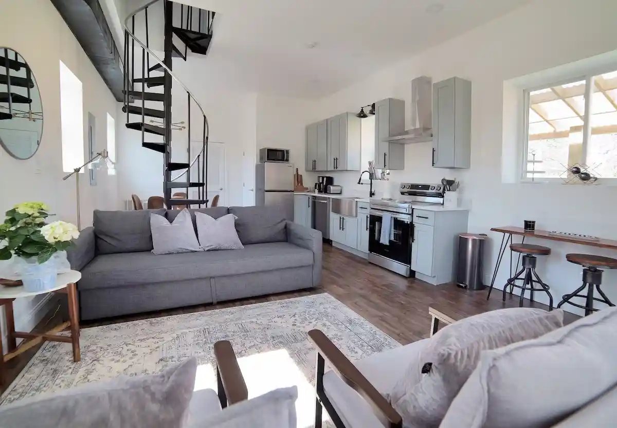 Casita Azul kitchen, dog-friendly cottage rental Harpers Ferry